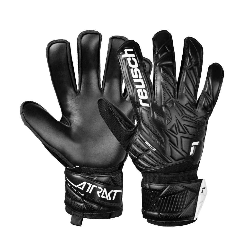 Reusch Attrakt Solid Black — Guante de Arquero